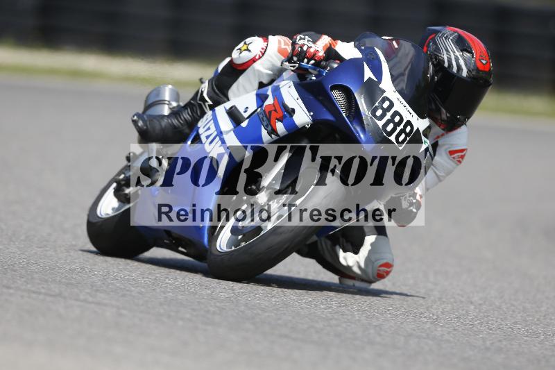 /45 10.08.2025 Plüss Moto Sport ADR/Freies Fahren/888